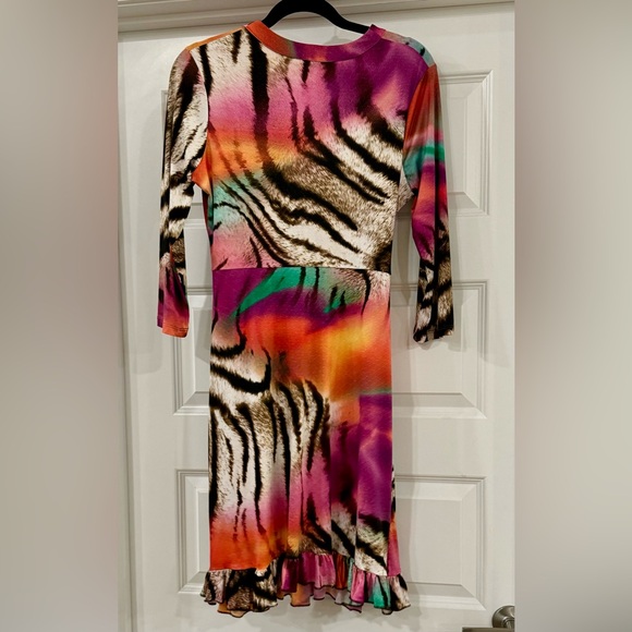 Barcelino ARIANA wrap dress multi color ruffle size medium - Picture 7 of 7